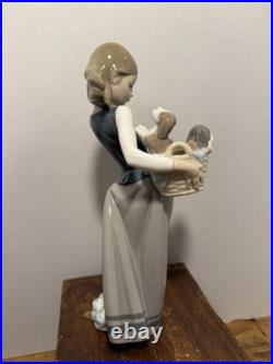 LLADRO 1311 Little Dogs on Hip Figurine 1980's Vintage 10 Tall 5 Wide Retired