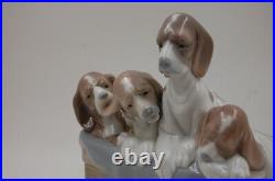 LLADRO 4 BEAGLE PUPPIES DOGS IN A BASKET. RETIRED in1978