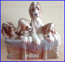 LLADRO 4 Beagle Puppies Dogs in a Basket Mint Condition