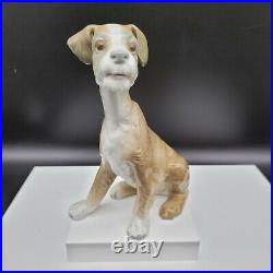 LLADRO # 4583 Sitting DOG- Looks Like'TRAMP' Fox Terrie 7.5 inch Tall