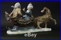 LLADRO 5037-RETIRED-FIGURINE-SLEIGH with CHILDREN and SLED-DOG