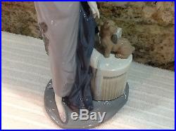 Lladro # 5174 Couplet Lady With Her Dog 1920's Flapper Mint