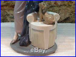Lladro # 5174 Couplet Lady With Her Dog 1920's Flapper Mint