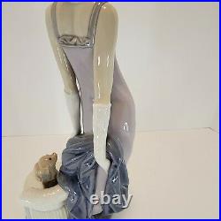 LLADRO #5174 Couplet Lady 13.5 1920s Flapper Girl with Dog Retired READ