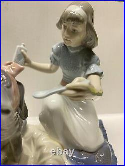 LLADRO 5921 TAKE YOUR MEDICINE Girl With Dog