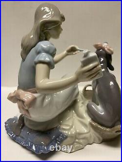 LLADRO 5921 TAKE YOUR MEDICINE Girl With Dog