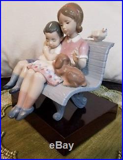 LLADRO #6446 SURROUNDED BY LOVE MOTHER AND SON WITH PUPPY DOG ON BENCH With BOX