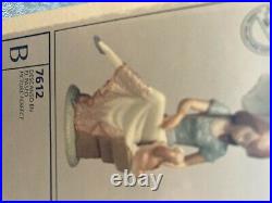 LLADRO # 7612 Mint Condition Women with Dog and Parasol Original Box