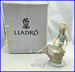 LLADRO #7612 PICTURE PERFECT Girl with Dog Parasol Umbrella Glazed FAST SHIP