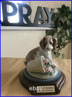 LLADRO 7672 IT WASN'T ME NIB 1998 LLADRO SOCIETY PIECE with NEW DISPLAY BASE MINT