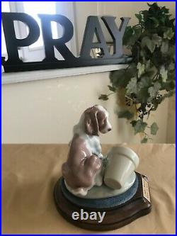 LLADRO 7672 IT WASN'T ME NIB 1998 LLADRO SOCIETY PIECE with NEW DISPLAY BASE MINT