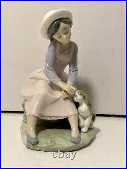 LLADRO BY MY SIDE Porcelain Figurine #7645 Girl Sitting WithDog Spain MINT