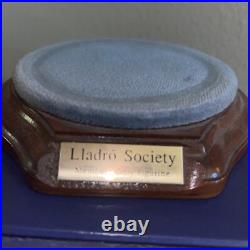 LLADRO Club Piece Withbase / #07672 / It Wasn't Me / 1998