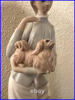 LLADRO Collectible Figurine LADY with PEKINGESE DOG AND UMBRELLA #4893