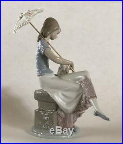 LLADRO FIGURINE #7612 PICTURE PERFECT Girl With Lace Parasol and Puppy Dog