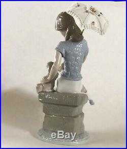 LLADRO FIGURINE #7612 PICTURE PERFECT Girl With Lace Parasol and Puppy Dog