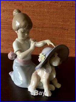 LLADRO Figurine, F61 UJ, #6862, ELEGANT GIRL WITH DOG, Hand Made In Spain