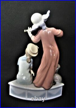 LLADRO Figurine Figure MUSIC FOR A DREAM #6900 Clown with Fiddle, Girl & Dog