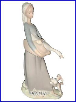 LLADRO Figurine Girl with Duck & Dog Handmade Large 10,5H Spain With Box