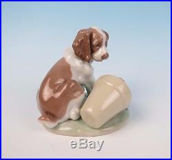 LLADRO Figurine IT WASN'T ME with BASE #7672 BOX MINT Dog Collectors Society