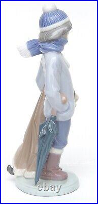 LLADRO Figurine Porcelain Winter Boy Scarf Umbrella Dog Ornament 1983