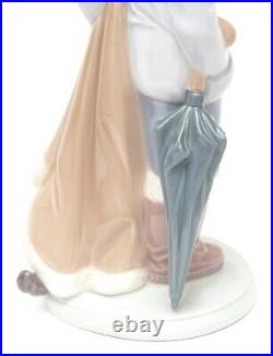 LLADRO Figurine Porcelain Winter Boy Scarf Umbrella Dog Ornament 1983