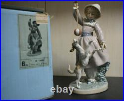 LLADRO Figurine Retired TEASING THE DOG #5078 with orig. Box MINT