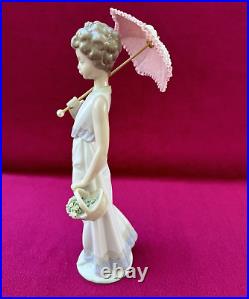 LLADRO GARDEN CLASSIC Girl Dog Umbrella Flowers 7617 Figurine Retired Mint