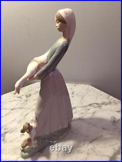 LLADRO GIRL With GOOSE & DOG #4866 RETIRED 1994 SCULPTED BY FULGENCIO GARCIA