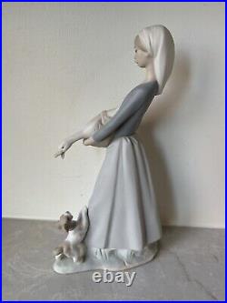 LLADRO Girl with Duck & Dog Porcelain MATTE Figurines 10.5 EUC Valencia Spain