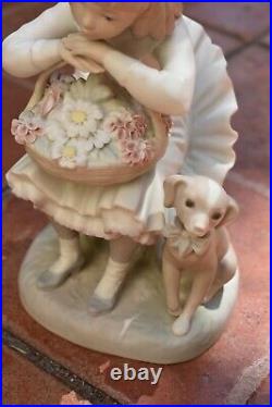 LLADRO Girl with Flowers and Dog 01011088 Matte Finish Nina Floreal Retired 1989