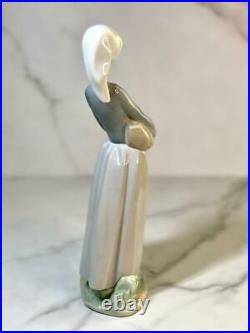 LLADRO Girl with Goose and Dog Retired Collectible Figurine 4866