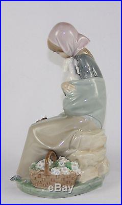 LLADRO JEALOUSY (DEVOTION) #1278 FIGURINE GIRL WithLAMB & DOG PERFECT