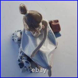 LLADRO L5466 Porcelain Figurine CHIT CHAT Girl Speaking on the Phone, Dog