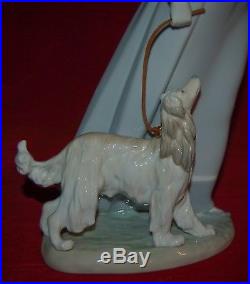 LLADRO LADY WITH SHAWL AND DOG #1421 Magnificent Large Sculpture! Reg. 1250$