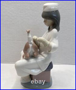 LLADRO Little Professionals Veterinarian PORCELAIN rare FIGURINE 6348 retired