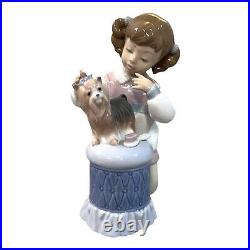 LLADRO MY PRETTY PUPPY #6635 Girl Grooming Yorkshire Terrier MINT 6635 Dog VTG