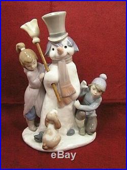 LLADRO NO. 5713 FIGURINE THE SNOWMAN With BOY, GIRL & DOG PERFECT CONDITION