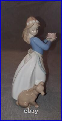 LLADRO Nao 1045 Puppy's Birthday with Cake and Dog