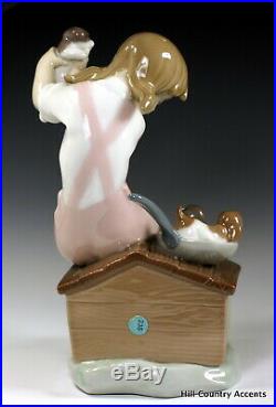 LLADRO PICK OF LITTER #7621 LITTLE GIRL With DOG PICKING FAVORITE PUPPY MIB