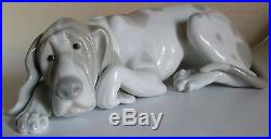 Lladro Porcelain Dog Figure- Old Dog 1067- Retired- Spain