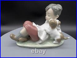 LLADRO PORCELAIN FIGURINE TAKING TIME #5988 BOY with DOG RETIRED MINT CONDITION