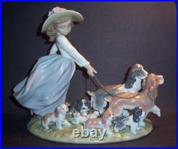 LLADRO PUPPY PARADE GIRL WITH DOG FIGURINE Retail$1599 GIFT