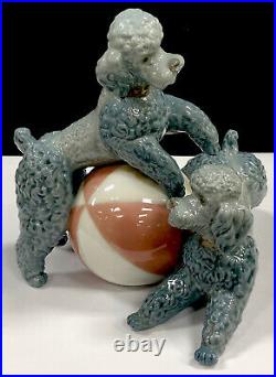 LLADRO Playful Dogs Poodles Style 1258 Gloss Glaze