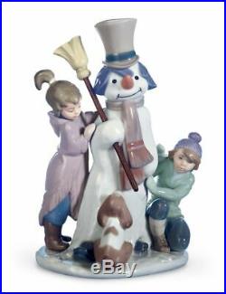 LLADRO Porcelain Figurine 5713 Snowman With Boy Girl And Dog Mint in Box