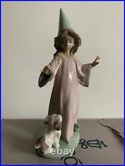 LLADRO Porcelain Figurine 6170 Under My Spell Girl With Wand And Dog