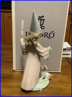 LLADRO Porcelain Figurine 6170 Under My Spell Girl With Wand And Dog Mint in Box