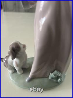 LLADRO Porcelain Figurine 6170 Under My Spell Girl With Wand & Dog Daisa 1982