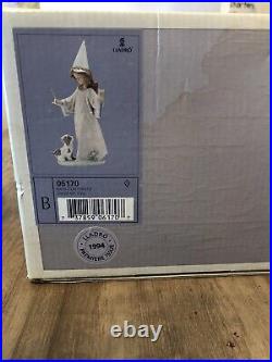 LLADRO Porcelain Figurine 6170 Under My Spell Girl with Dog Mint in Box