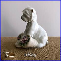 LLADRO Porcelain Playful Character Terrier Dog #8207 with Box Retired Style 1980s